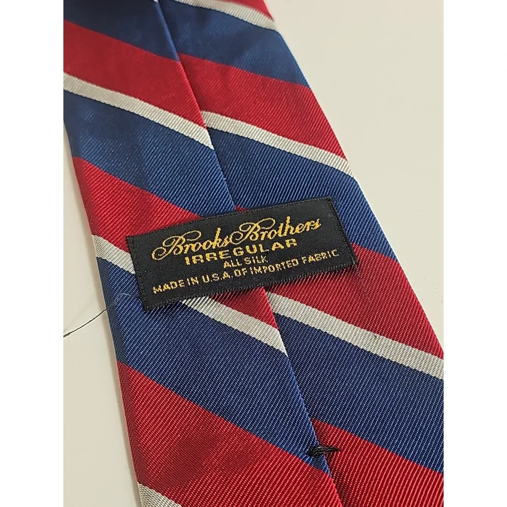 Brooks Brothers Irregular Tie All Silk Striped Multicolor